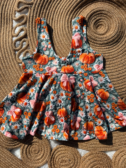 RTS 18/24 (top for layering needs undershirt)